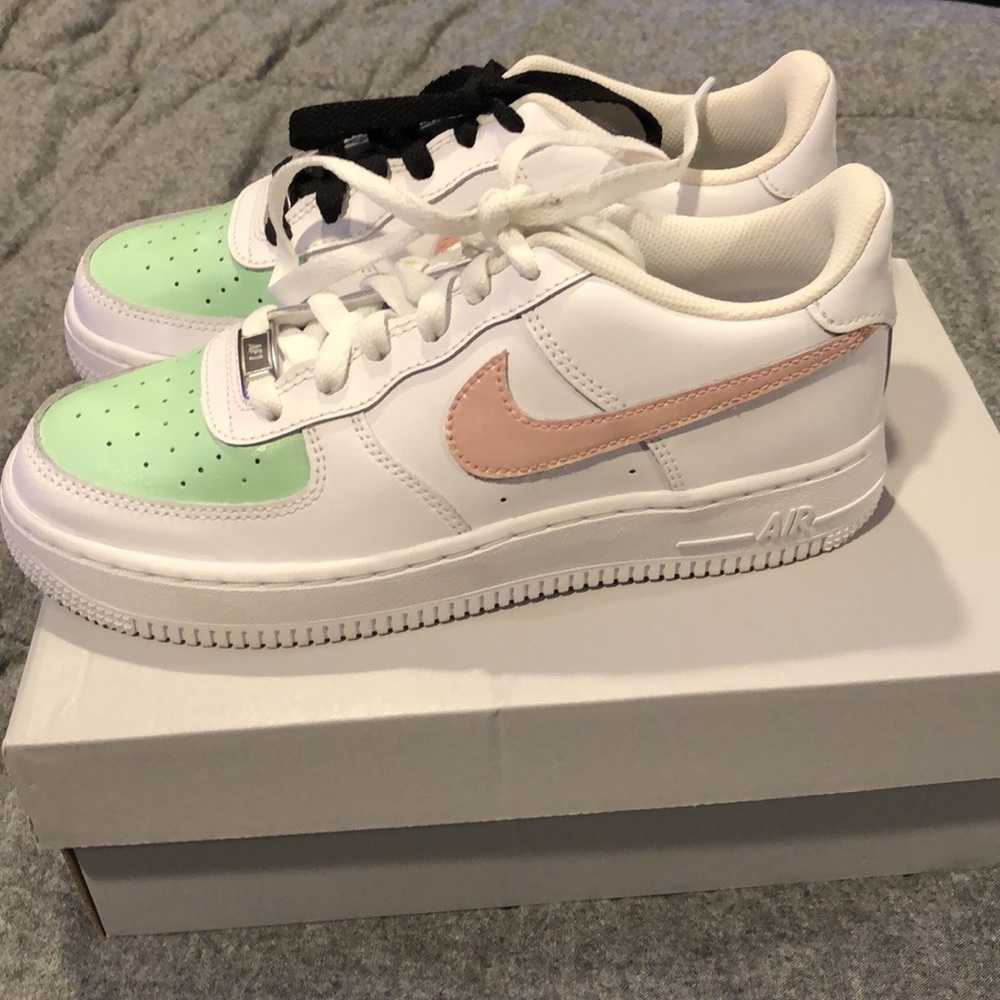 Brand new worn once really lightly Air Force one